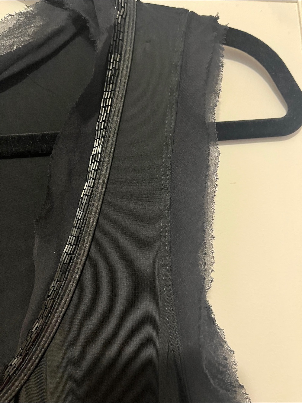 Theory Black Sleeveless Scoop Neck Tank - Picture 4 of 7